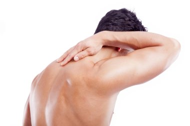 kaslı adam sırt ağrı, beyaz backgro izole holding