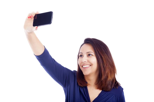 Mooie vrouw neemt een selfie — Stockfoto