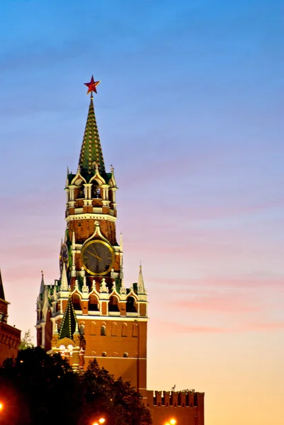 Spasskaya toren van Moskou kremlin — Stockfoto