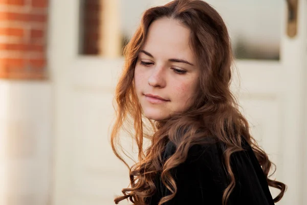 Attractive girl dreaming — Stock Photo, Image