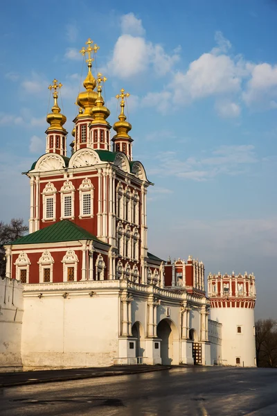 Novodevichy convent in the early morning — Stock Photo, Image