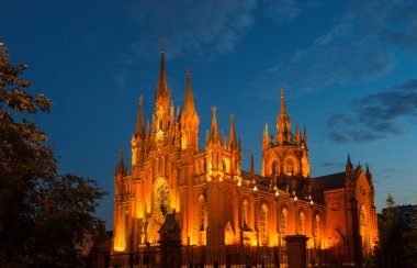 Katedral Rusya'nın en büyük Katolik kilisesidir