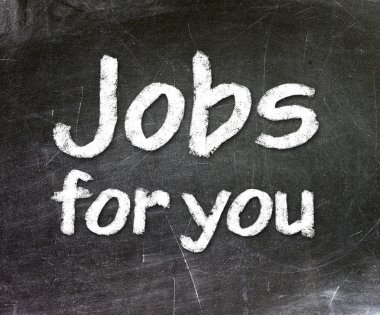 bir kara tahta üzerinde beyaz tebeşir ile el yazısıyla işimi seviyorum