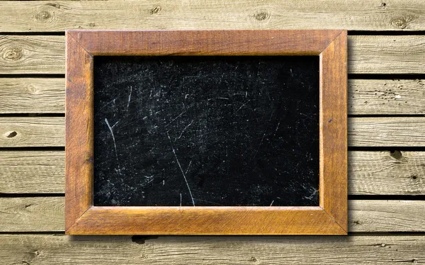 Tableau noir cadre en bois vintage — Photo