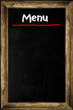 Tebeşir ile yazılmış Menü başlığı
