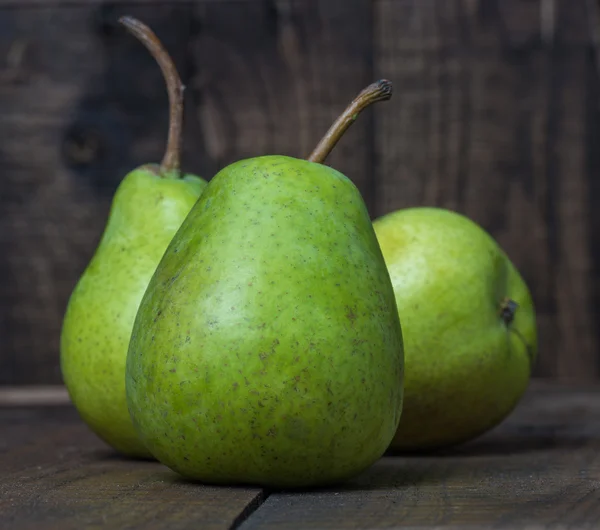 Pere su legno — Foto Stock