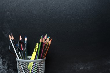 renkli kalem kalem Kupası