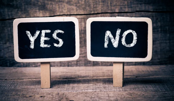 Choice between yes or no — Stock Photo, Image