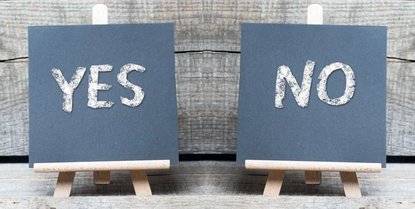 Choice between yes or no — Stock Photo, Image