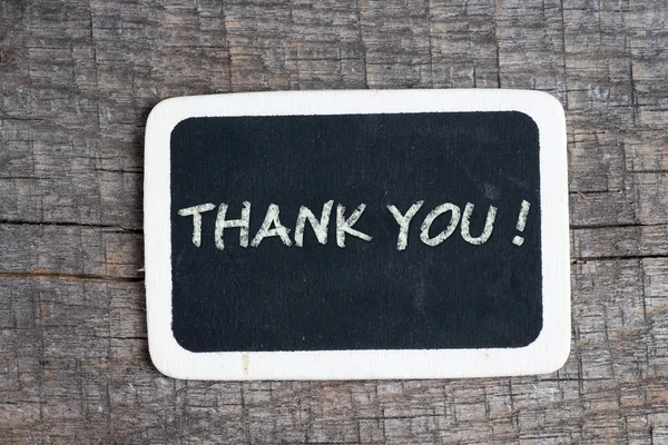 Chalkboard with the words thank you written on it — Stock Photo, Image