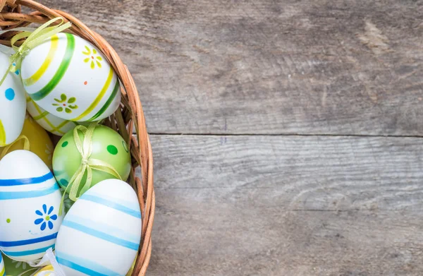 Easter eggs in the nest — Stock Photo, Image