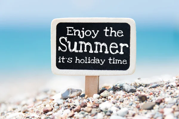 Enjoy the summer it's holiday time — Stock Photo, Image