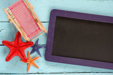 starfishes mavi ahşap zemin üzerinde