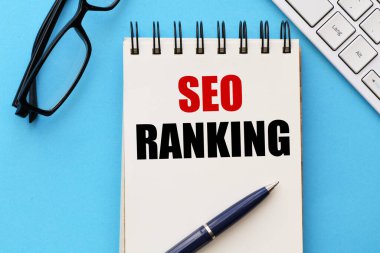 White notepad text SEO RANKING