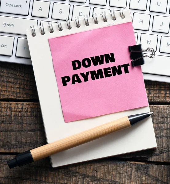 KÜÇÜK BİR kağıt parçasında KONUŞ ÖDÜLERİ.