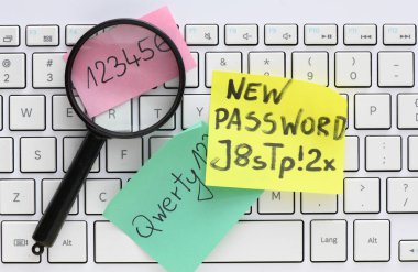 Güçlü ve zayıf parola. Erişim parolasını değiştirme zamanı.