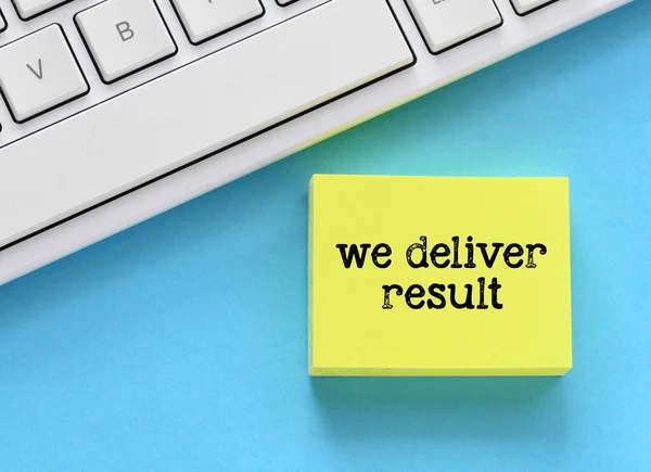 Deliver Results Words Small Sheet Paper — Stock Photo, Image