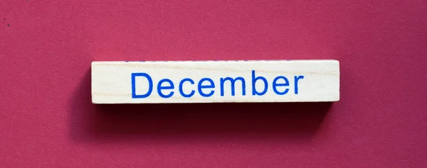 木製ブロック上の12月の単語 — ストック写真