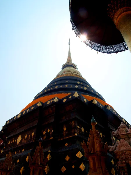 Pagode Wat Phrathat Lampang Luang — Fotografia de Stock