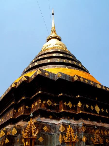Pagode Wat Phrathat Lampang Luang — Photo