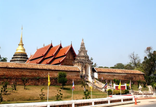 Pagoda Wat Phrathat Lampang Luang — Stock Photo, Image