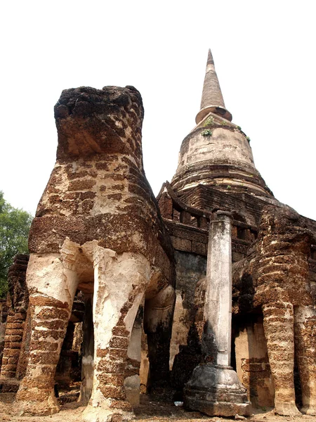 Sri satchanalai historiska park, norra Thailand. — Stockfoto
