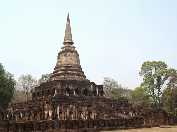 Sri Satchanalai parque histórico, Norte da Tailândia . — Fotografia de Stock