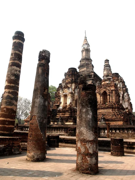 Parque histórico de Sukhothai, el casco antiguo de Tailandia —  Fotos de Stock