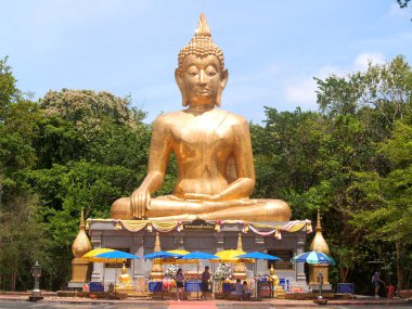 Buda utthayan ve phra mongkhon ming mueang, amphoe mueang: amnat charoen, thailand