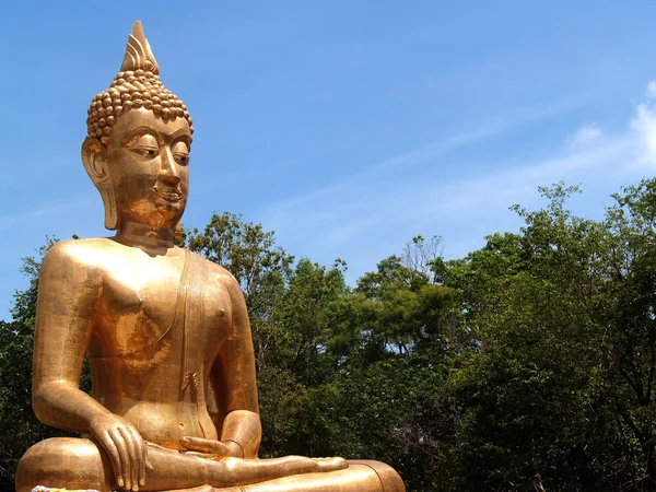 Buda Utthayan e Phra Mongkhon Ming Mueang, Amphoe Mueang Amnat Charoen, Tailândia — Fotografia de Stock