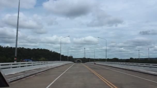 En el camino e ir a viajar en Ubon Ratchathani, Tailandia — Vídeos de Stock