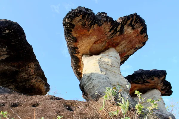 Stein Natur Säule bei patam, sao chaliang thailand, ubonratchathani — Stockfoto