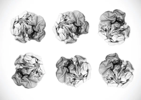 Metáfora de la bombilla de papel arrugado —  Fotos de Stock