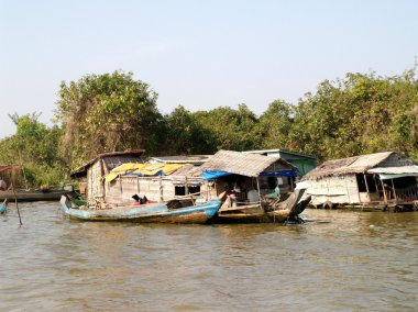 köy tonle sap Gölü yüzer. Kamboçya