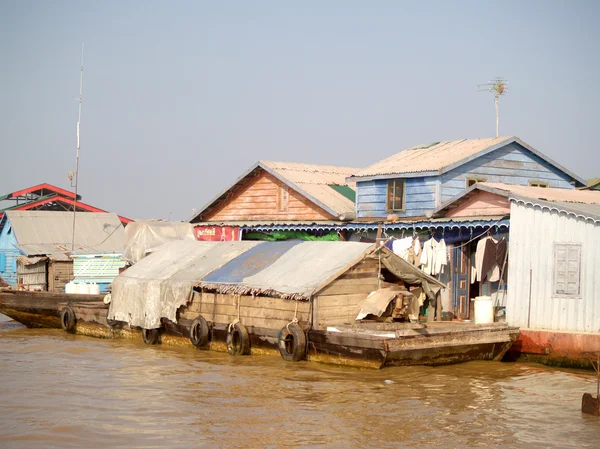 浮動村トンレサップ湖。カンボジア — ストック写真