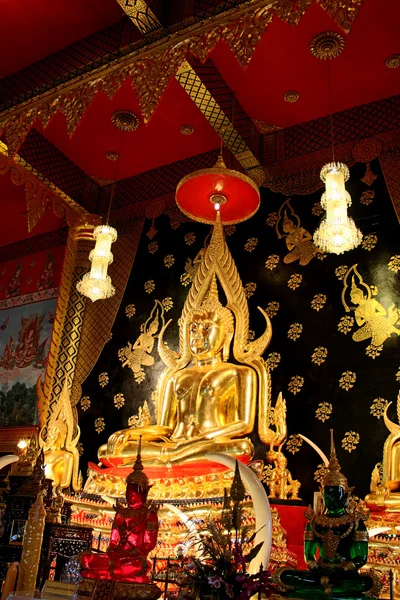 Usage éditorial seulement - THAÏLANDE - 28 JUIN : Modèle Phra Buddha en W — Photo