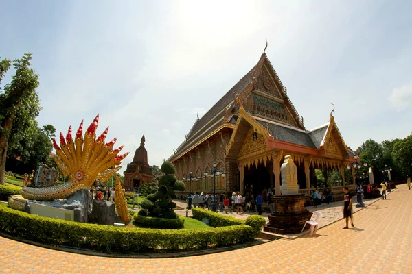 Uso editorial solamente - TAILANDIA - 28 DE JUNIO: Modelo Phra Buddha en W —  Fotos de Stock