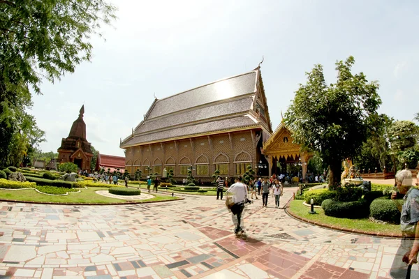 Redactioneel gebruik enige - thailand - 28 juni: phra Boeddha model in w — Stockfoto