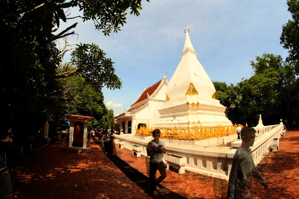 Usage éditorial seulement - LOEI, THAÏLANDE - 28 JUIN : pagodes anciennes — Photo