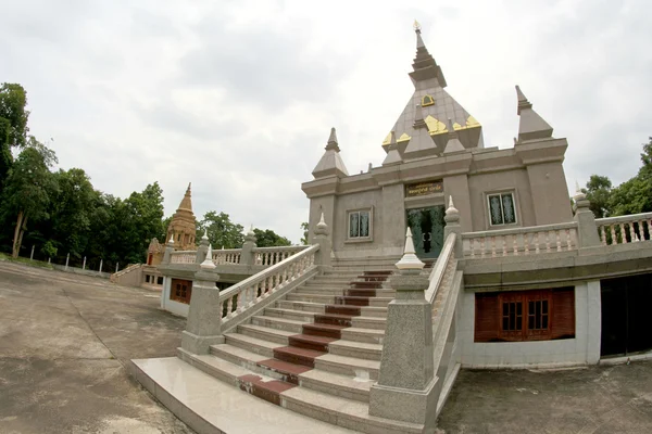 Pagodas en Wat TAM PIANG DIN, provincia de Loei, al noreste de Tailandia —  Fotos de Stock