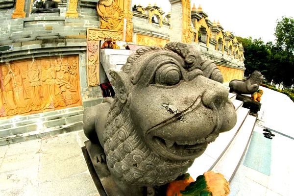 Imágenes HDR de pagoda en wat pa kung, roiet Provincia Tailandia —  Fotos de Stock