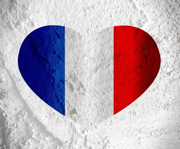 Amor Francia signo de la bandera símbolo del corazón en la pared de cemento textura backgr —  Fotos de Stock