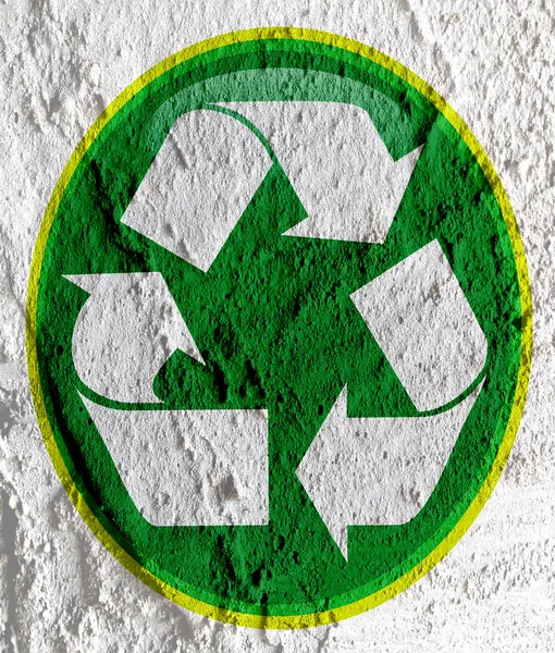 Recycle Symbol on wall texture background design — Stock Photo, Image