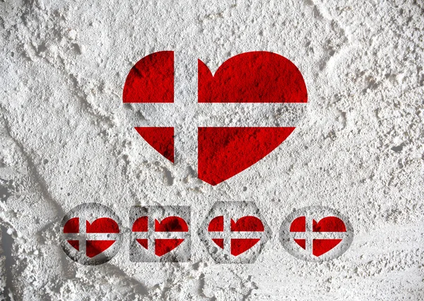 Αγάπη Δανία σημαία σημάδι καρδιά σύμβολο στο τοίχο υφή φόντου d — Φωτογραφία Αρχείου