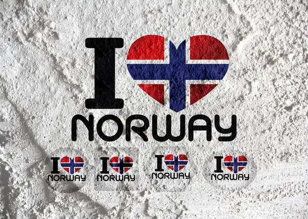 Love Norway flag sign heart symbol on Cement wall texture backg — Stock Photo, Image