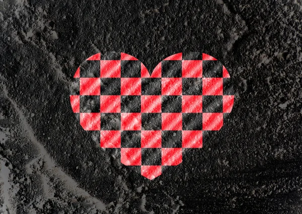 Liebe karierte Flagge Zeichen Herz Symbol auf Zementwand Textur ba — Stockfoto