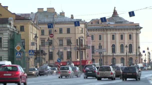 Saint-Pétersbourg — Video