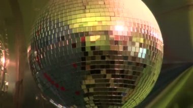 discoball ışıkları