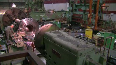 Endüstriyel Tesis, işletme