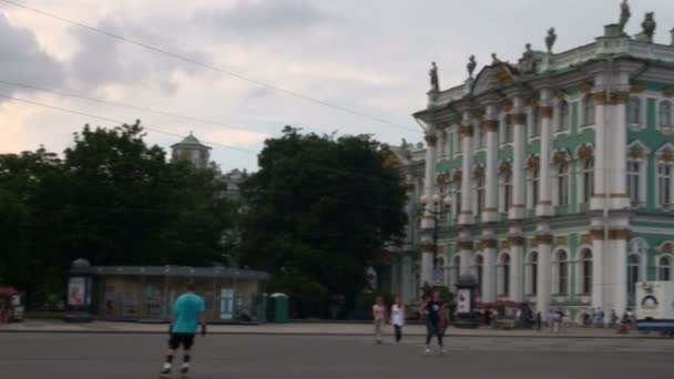 在圣彼得堡宫殿广场 — 图库视频影像